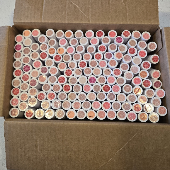 Wonderskin lip masques 3 for 33! New! Great deal! - Picture 11 of 13